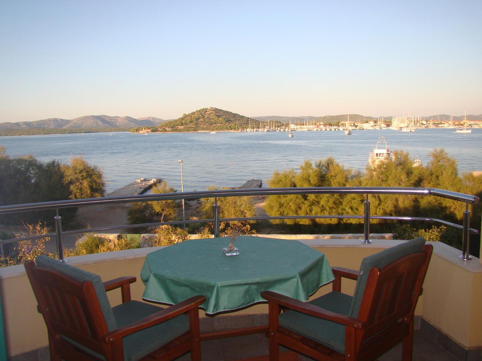 Seaside Apartments Laurus มูร์แตร์ ภายนอก รูปภาพ